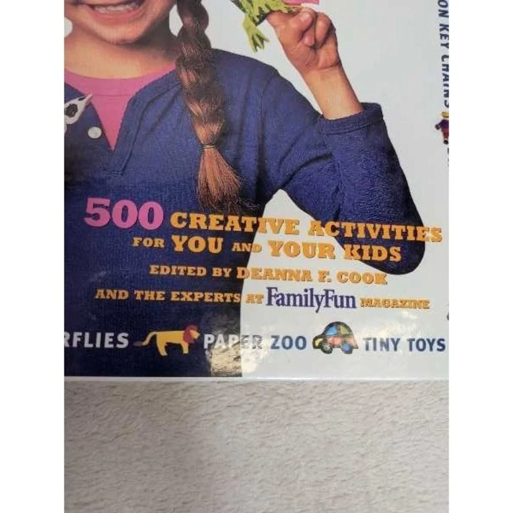 Disney FamilyFun Crafts Book 500 Activities for You Your Kids